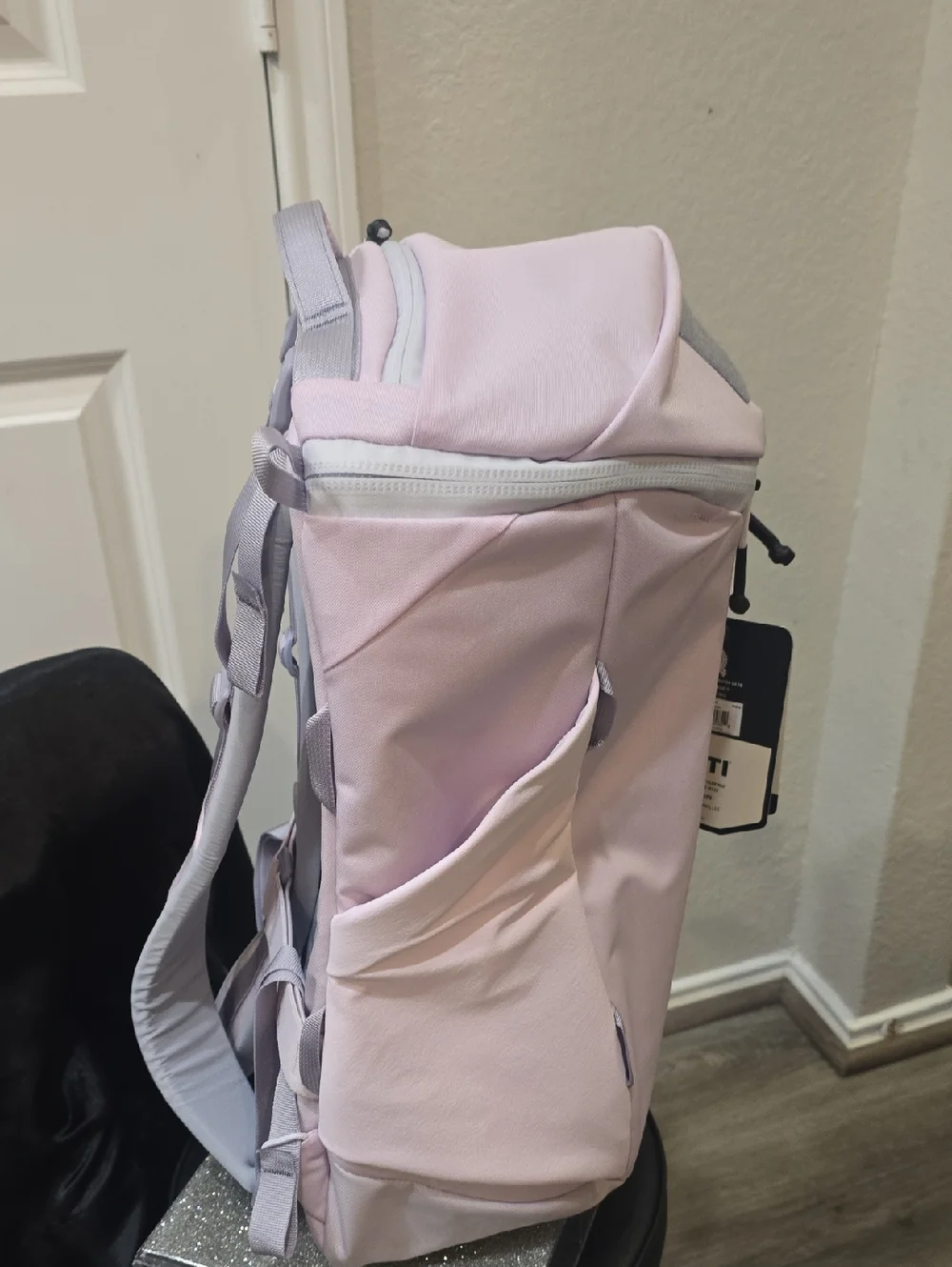 Yeti Ranchero 22L Backpack- Cherry Blossom - Picture 9 of 12